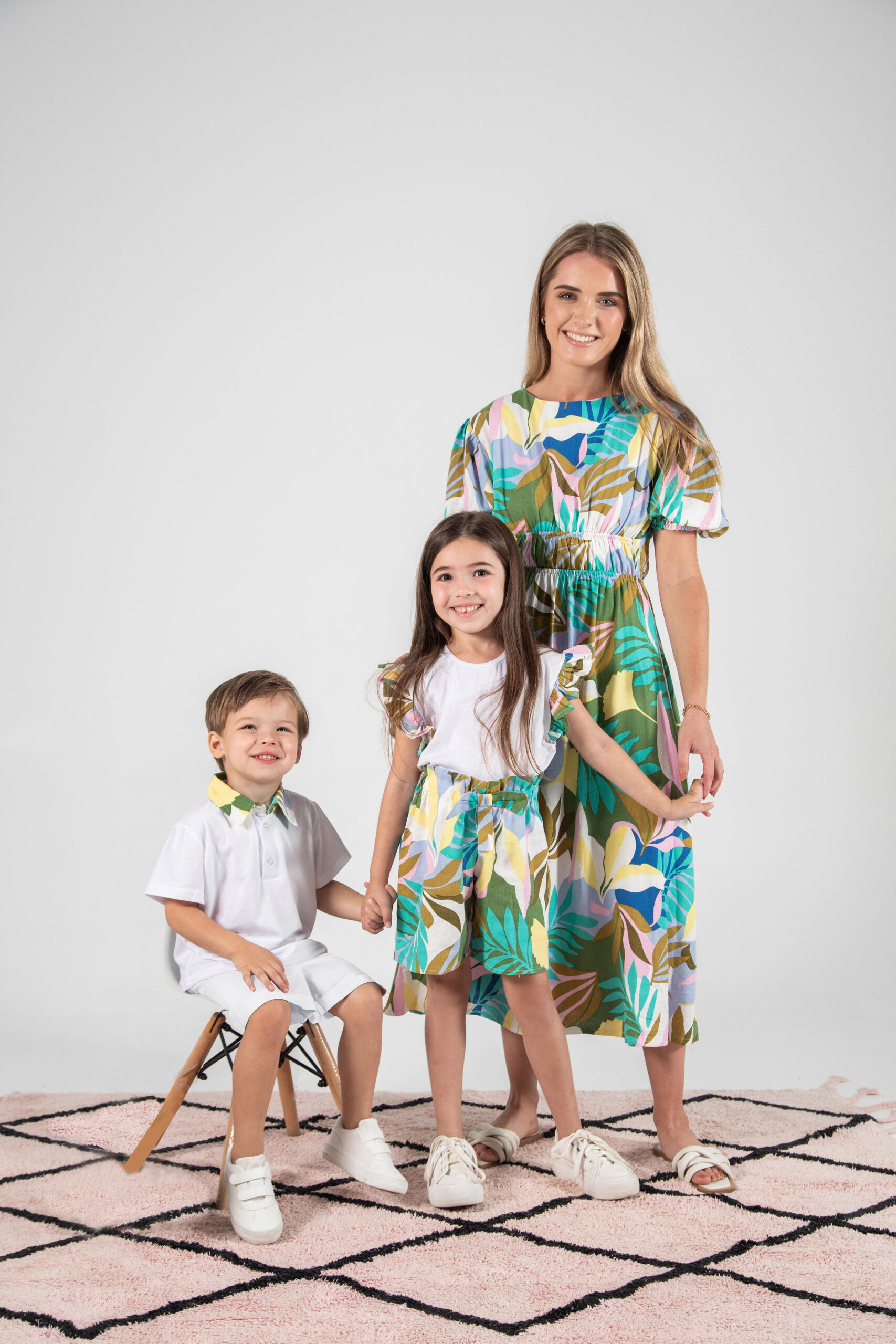 Paperbag Shorts & Boxy Tee Set - Image 4